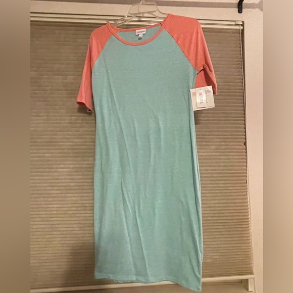 LuLaRoe Dresses & Skirts - LuLaRoe Julia Dress